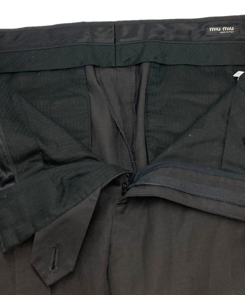 MIU MIU（ミュウミュウ）MIU MIU (ミュウミュウ) ベルト付きリップストップパンツ ブラック サイズ:SIZE 48の古着・服飾アイテム