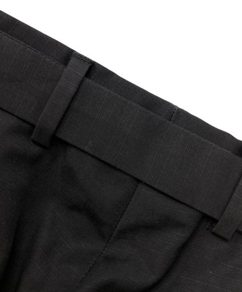 MIU MIU（ミュウミュウ）MIU MIU (ミュウミュウ) ベルト付きリップストップパンツ ブラック サイズ:SIZE 48の古着・服飾アイテム