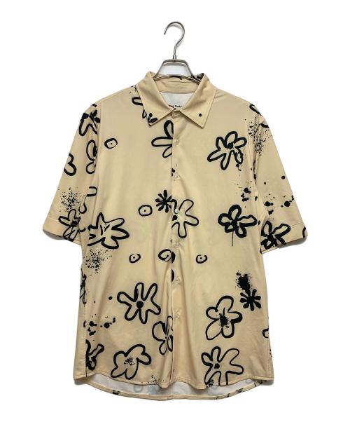 The Open Product（ザオープンプロダクト）The Open Product (ザオープンプロダクト) FLOWER PRINT OVERSIZED SHIRT ベージュ サイズ:SIZE OSの古着・服飾アイテム