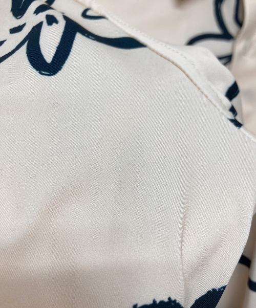 The Open Product（ザオープンプロダクト）The Open Product (ザオープンプロダクト) FLOWER PRINT OVERSIZED SHIRT ベージュ サイズ:SIZE OSの古着・服飾アイテム