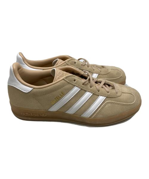 adidas（アディダス）adidas (アディダス) GAZELLE INDOOR W ベージュ サイズ:US 6.5の古着・服飾アイテム