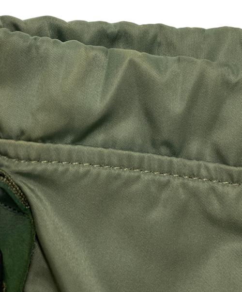 TOGA PULLA（トーガ プルラ）TOGA PULLA (トーガ プルラ) PORTER (ポーター) Mesh bag カーキの古着・服飾アイテム