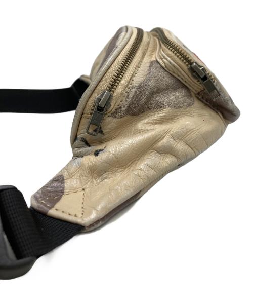 SUPREME（シュプリーム）SUPREME (シュプリーム) LEATHER WAIST BAG ブラウンの古着・服飾アイテム