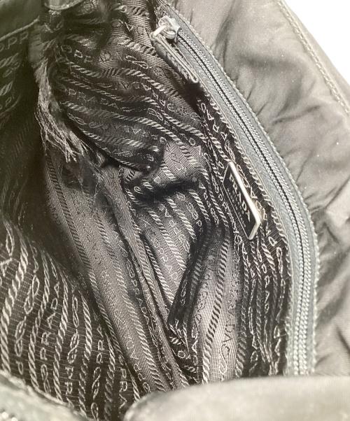 PRADA（プラダ）PRADA (プラダ) ロゴプレートハンドバッグ ブラックの古着・服飾アイテム