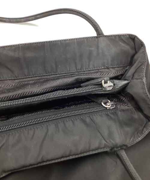 PRADA（プラダ）PRADA (プラダ) ロゴプレートハンドバッグ ブラックの古着・服飾アイテム