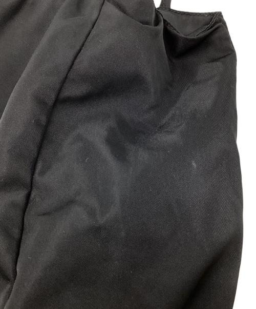 PRADA（プラダ）PRADA (プラダ) ロゴプレートハンドバッグ ブラックの古着・服飾アイテム