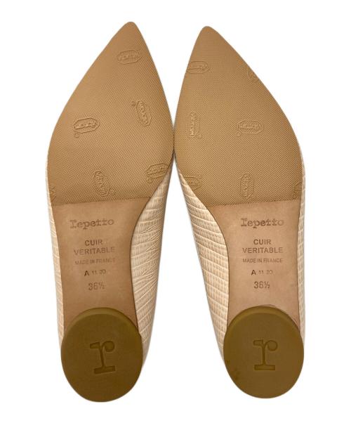 repetto（レペット）repetto (レペット) ポインテッドトゥフラットパンプス アイボリー サイズ:SIZE 36 1/2の古着・服飾アイテム
