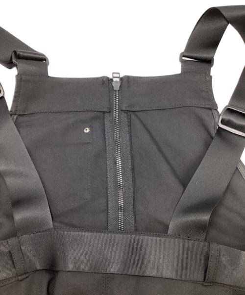 A + TOKYO（エープラス トウキョウ）A + TOKYO (エープラス トウキョウ) フロントファスナーナイロンジャンスカ ブラック サイズ:SIZE 2の古着・服飾アイテム