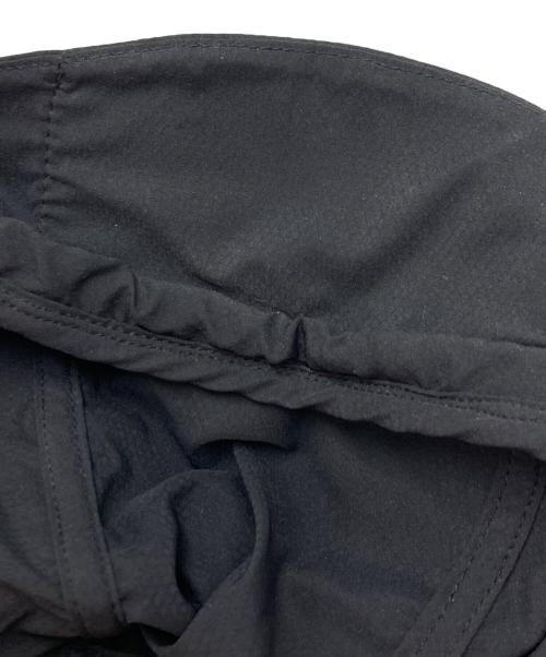 KLATTERMUSEN（クレッタルムーセン）KLATTERMUSEN (クレッタルムーセン) Nal Hooded Jacket M’s ブラック サイズ:SIZE Sの古着・服飾アイテム