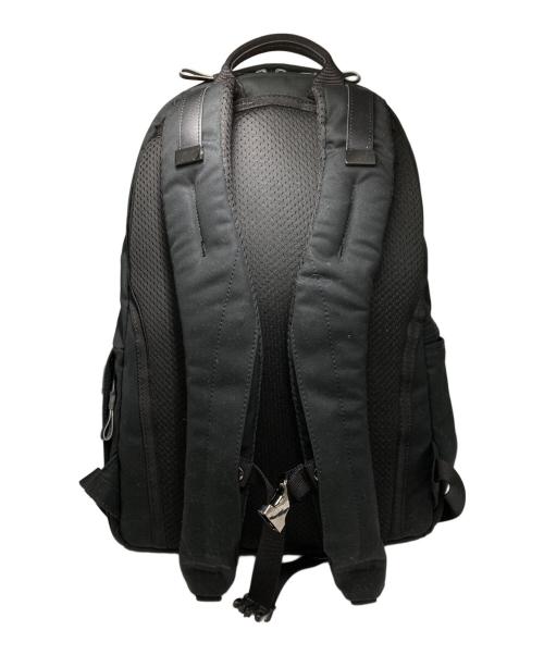 untrack（アントラック）untrack (アントラック) リュック ブラック サイズ:実寸サイズをご参照下さい。の古着・服飾アイテム