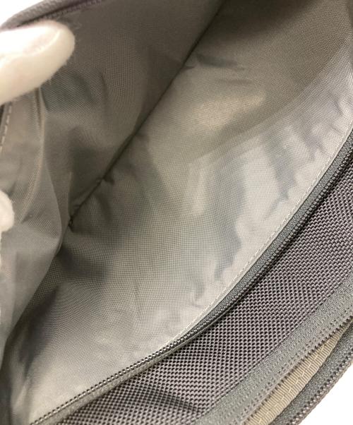 AER（エアー）AER (エアー) エアー ボディバッグ ブラック サイズ:実寸サイズをご参照下さい。の古着・服飾アイテム