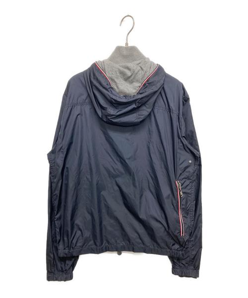 MONCLER（モンクレール）MONCLER (モンクレール) URVILLEナイロンフーデットジャケット ネイビー サイズ:SIZE 3の古着・服飾アイテム