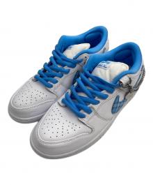 NIKE SB×Nicole Hause（ナイキエスビー×ニコール ハウゼ）の古着「Dunk Low Pro "Victory of The People/University Blue"」｜ブルー×ホワイト