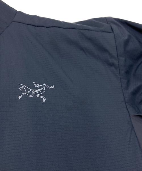 ARC'TERYX（アークテリクス）ARC'TERYX (アークテリクス) ATOM HEAVY WEIGHT HOODY ネイビー サイズ:SIZE Sの古着・服飾アイテム