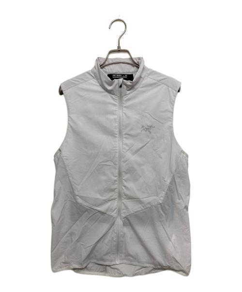 ARC'TERYX（アークテリクス）ARC'TERYX (アークテリクス) Norvan Insulated Vest M ホワイト サイズ:SIZE Sの古着・服飾アイテム