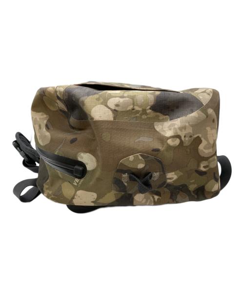 simms（シムスタイル）simms (シムスタイル) カモフラショルダーバッグ カーキの古着・服飾アイテム