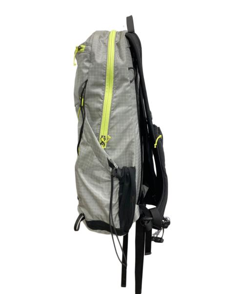 ARC'TERYX（アークテリクス）ARC'TERYX (アークテリクス) Aerios 15 Backpack グレー×イエローの古着・服飾アイテム