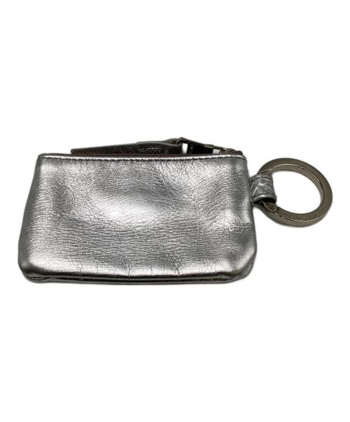 russet（ラシット）russet (ラシット) カラビナ付きソフトレザーマルチケース シルバーの古着・服飾アイテム