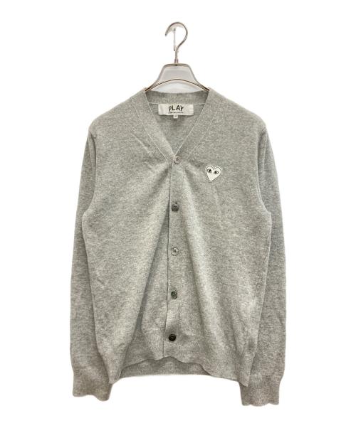 PLAY COMME des GARCONS（プレイコムデギャルソン）PLAY COMME des GARCONS (プレイコムデギャルソン) ニットカーディガン グレー サイズ:SIZE Mの古着・服飾アイテム