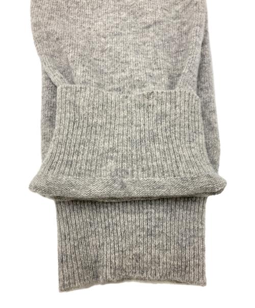 PLAY COMME des GARCONS（プレイコムデギャルソン）PLAY COMME des GARCONS (プレイコムデギャルソン) ニットカーディガン グレー サイズ:SIZE Mの古着・服飾アイテム