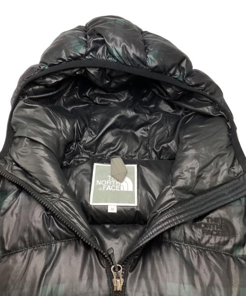 THE NORTH FACE（ザ ノース フェイス）THE NORTH FACE (ザ ノース フェイス) ダウンジャケット ブラック×グリーン サイズ:SIZE Ｍの古着・服飾アイテム