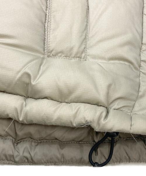 THE NORTH FACE（ザ ノース フェイス）THE NORTH FACE (ザ ノース フェイス) ダウンジャケット ベージュ サイズ:SIZE Mの古着・服飾アイテム
