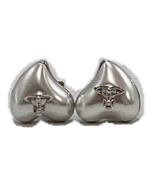 Vivienne Westwood（ヴィヴィアンウエストウッド）Vivienne Westwood (ヴィヴィアンウエストウッド) パールハートモチーフピアス ホワイトの古着・服飾アイテム
