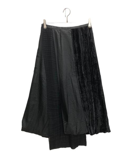 ISSEY MIYAKE WHITE LABEL（イッセイミヤケホワイトレーベル）ISSEY MIYAKE WHITE LABEL (イッセイミヤケホワイトレーベル) プリーツラップスカ-ト ブラック サイズ:SIZE　2の古着・服飾アイテム