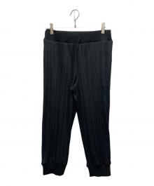 PLEATS PLEASE（プリーツプリーズ）の古着「プリーツジョガーパンツ」｜ブラック