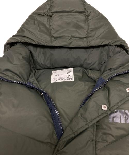NIKE（ナイキ）NIKE (ナイキ) sacai (サカイ) ダウンジャケット カーキ サイズ:SIZE Mの古着・服飾アイテム