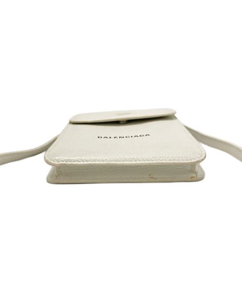 BALENCIAGA（バレンシアガ）BALENCIAGA (バレンシアガ) フォンショルダーポーチ ホワイトの古着・服飾アイテム