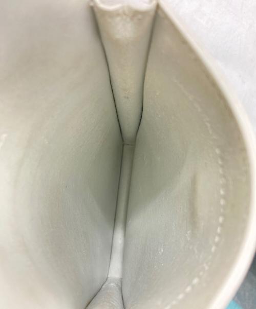 BALENCIAGA（バレンシアガ）BALENCIAGA (バレンシアガ) フォンショルダーポーチ ホワイトの古着・服飾アイテム