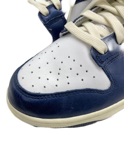 NIKE（ナイキ）NIKE (ナイキ) WMNS DUNK LOW PRM ネイビー×ホワイト サイズ:27.5の古着・服飾アイテム