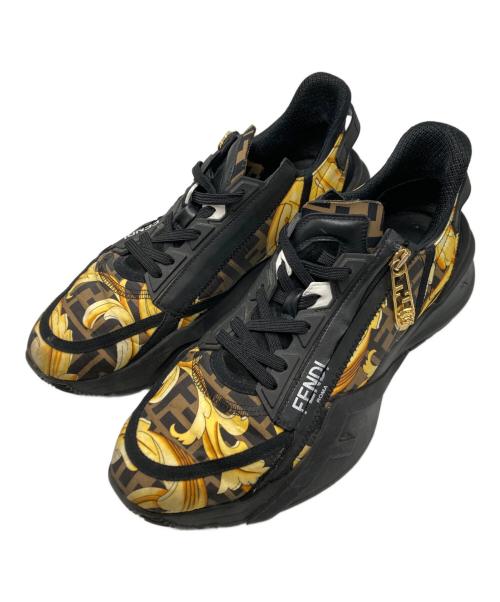 VERSACE（ヴェルサーチェ）VERSACE (ヴェルサーチェ) FENDI (フェンディ) フェンダーチェ ロートップスニーカー ブラック サイズ:SIZE9の古着・服飾アイテム