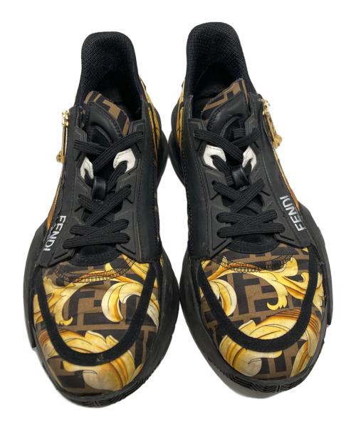 VERSACE（ヴェルサーチェ）VERSACE (ヴェルサーチェ) FENDI (フェンディ) フェンダーチェ ロートップスニーカー ブラック サイズ:SIZE9の古着・服飾アイテム