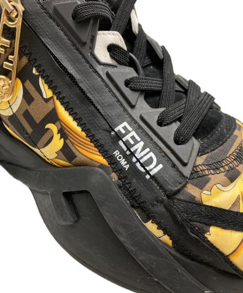 VERSACE（ヴェルサーチェ）VERSACE (ヴェルサーチェ) FENDI (フェンディ) フェンダーチェ ロートップスニーカー ブラック サイズ:SIZE9の古着・服飾アイテム