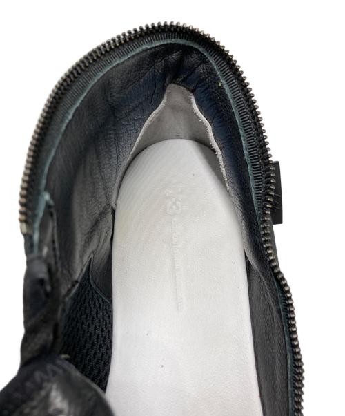 Y-3（ワイスリー）Y-3 (ワイスリー) AJATU COURT HIGH/ハイカットスニーカー ブラック サイズ:SIZE US9．5の古着・服飾アイテム