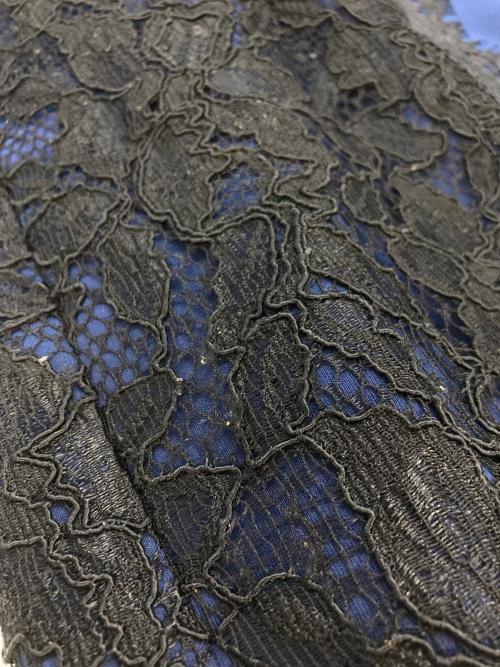 TADASHI SHOJI（タダシ ショージ）TADASHI SHOJI (タダシ ショージ) レース ミディアム タイトドレス ネイビー サイズ:SIZE0の古着・服飾アイテム
