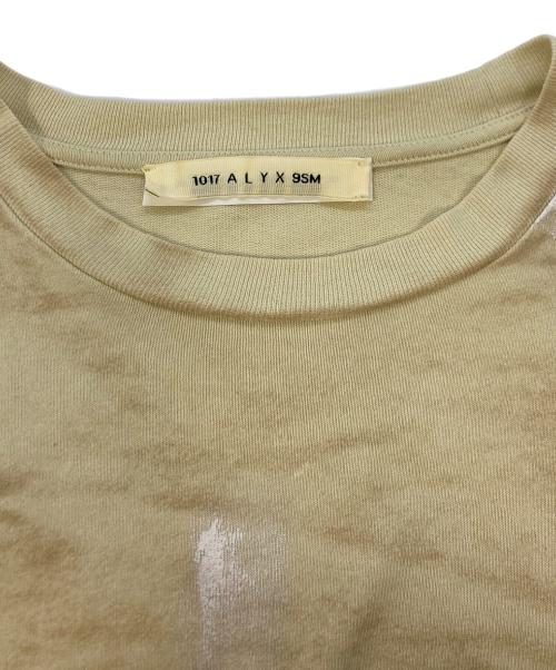 1017 ALYX 9SM（テンセブンティーン アリクス ナインエスエム）1017 ALYX 9SM (テンセブンティーン アリクス ナインエスエム) Tシャツ ベージュ サイズ:SIZE Mの古着・服飾アイテム