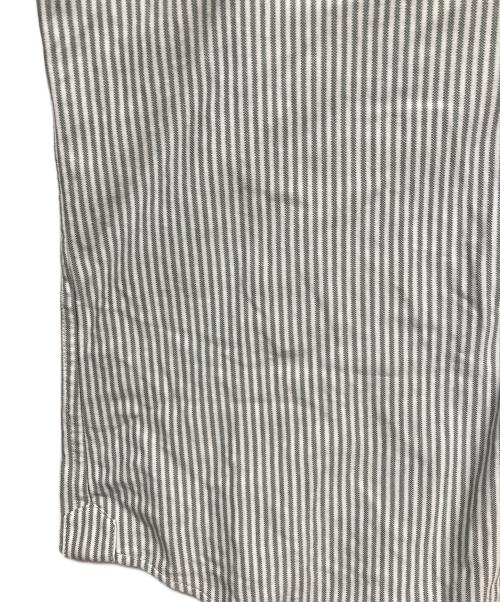 BRUNELLO CUCINELLI（ブルネロクチネリ）BRUNELLO CUCINELLI (ブルネロクチネリ) ストライプシャツ グレー サイズ:Sの古着・服飾アイテム