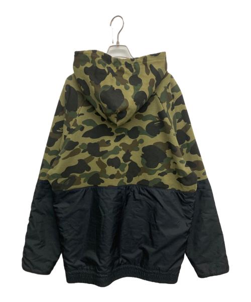 A BATHING APE（ア ベイシング エイプ）A BATHING APE (ア ベイシング エイプ) カモフラ 切替パーカー カーキ サイズ:SIZE XLの古着・服飾アイテム