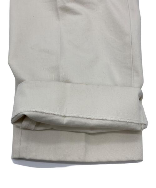 NEAT（ニート）NEAT (ニート) タックテーパードパンツ ホワイト サイズ:SIZE 42の古着・服飾アイテム