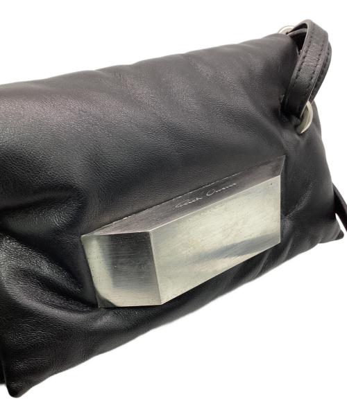 RICK OWENS（リックオウエンス）RICK OWENS (リックオウエンス) BIG PILLOW GRIFFIN ブラック サイズ:実寸サイズをご参照下さい。の古着・服飾アイテム