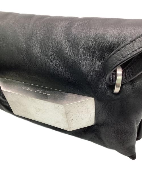 RICK OWENS（リックオウエンス）RICK OWENS (リックオウエンス) BIG PILLOW GRIFFIN ブラック サイズ:実寸サイズをご参照下さい。の古着・服飾アイテム