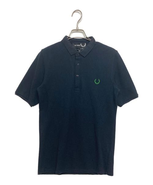 FRED PERRY（フレッドペリー）FRED PERRY (フレッドペリー) RAF SIMONS (ラフシモンズ) ポロシャツ ネイビー サイズ:SIZE Sの古着・服飾アイテム