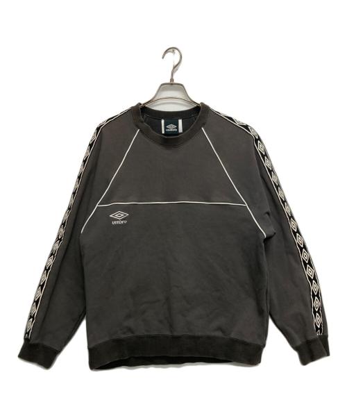 UMBRO（アンブロ）UMBRO (アンブロ) BASICKS (ベイシックス) Track Sweat Shirt グレー サイズ:SIZE Sの古着・服飾アイテム