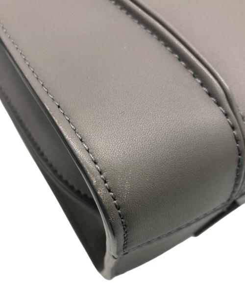 MaxMara（マックスマーラ）MaxMara (マックスマーラ) ホイットニーカーフレザー スモール バッグ グレーの古着・服飾アイテム