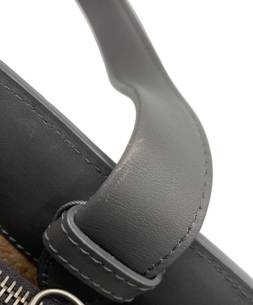 MaxMara（マックスマーラ）MaxMara (マックスマーラ) ホイットニーカーフレザー スモール バッグ グレーの古着・服飾アイテム