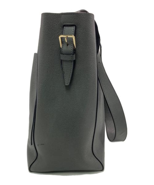 Valextra（ヴァレクストラ）Valextra (ヴァレクストラ) ミディアムバケットショルダーバッグ グレーの古着・服飾アイテム