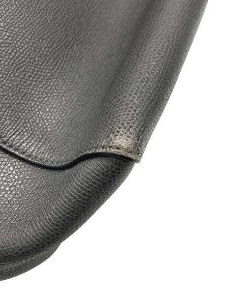 Valextra（ヴァレクストラ）Valextra (ヴァレクストラ) ミディアムバケットショルダーバッグ グレーの古着・服飾アイテム